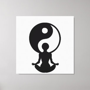 Junge Mädchen, die Yoga praktizieren Leinwanddruck