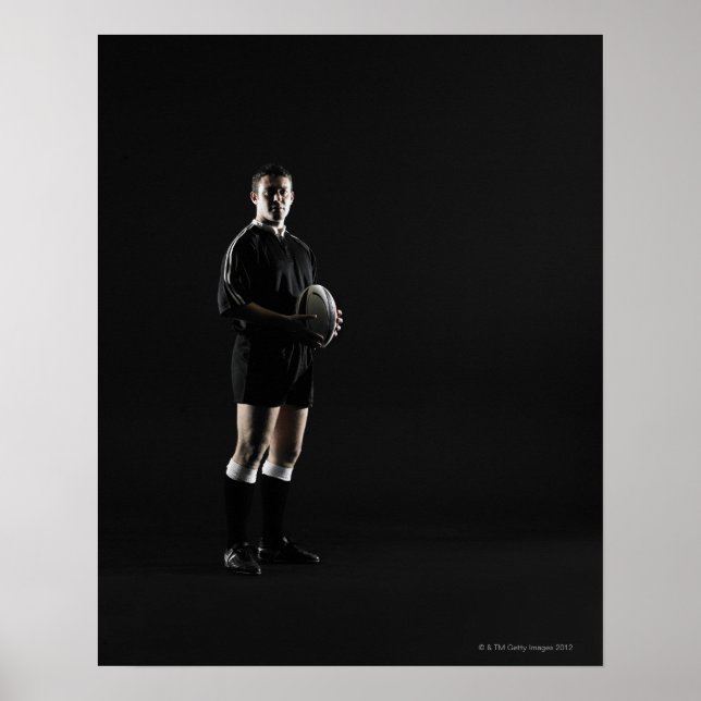 Junge Rugby-Ball, Portrait Poster (Vorne)