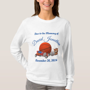 Junge Spielzeuge hielten Mama für zu sein T-Shirt