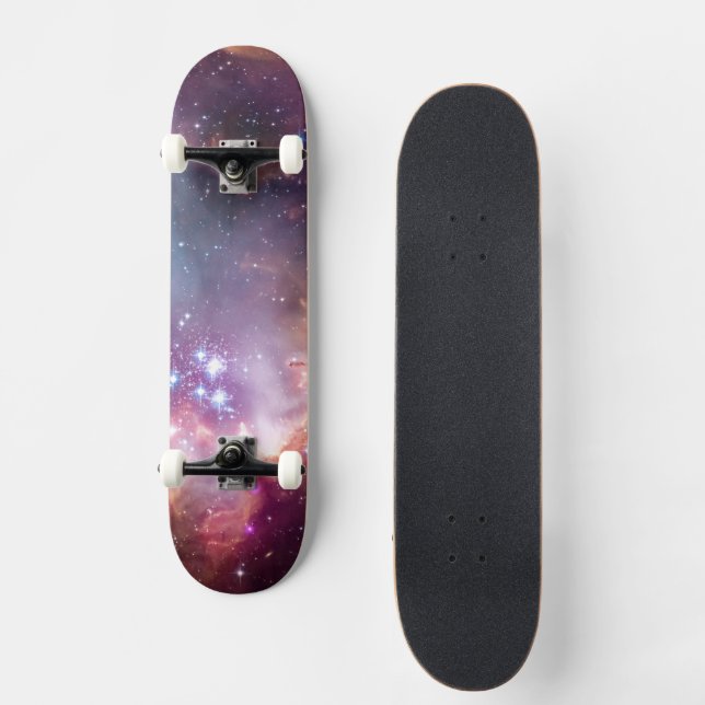 Junge Sterne in der kleinen Zauberwolke. Skateboard (Vorderseite)