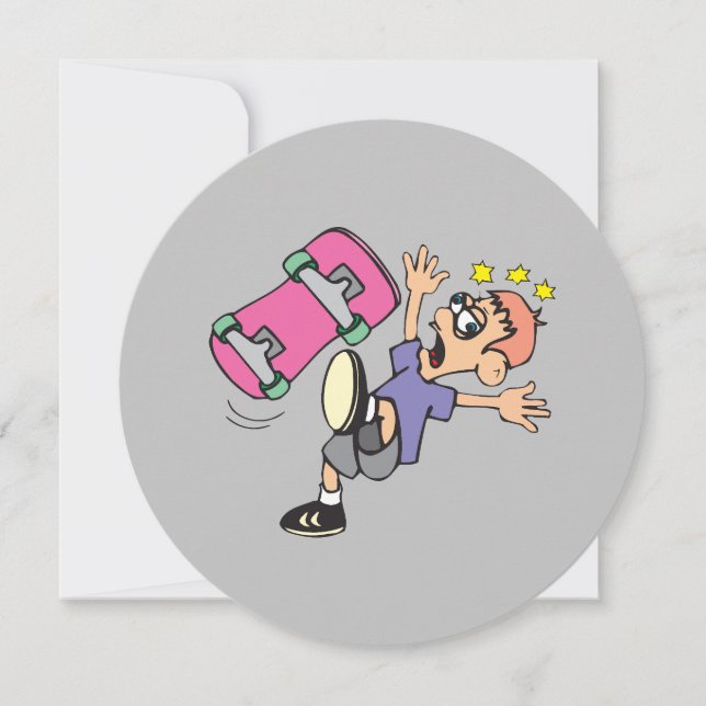 Junge stürzt auf seinem Skateboard ab (Vorderseite)