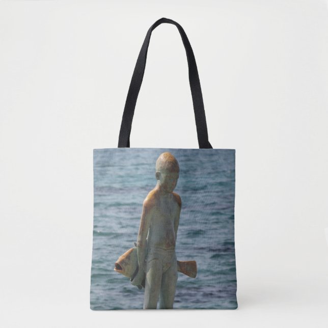 Junge und seine Fischstatue Paphos direkt am Meer Tasche (Vorderseite)