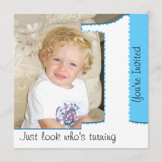 Jungen-Blick, der 1 Geburtstags-Einladung dreht Einladung