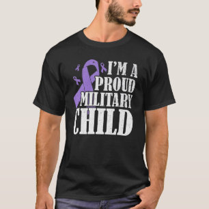 Jungen, die im Monat eines Militärs Lila sind, T-Shirt