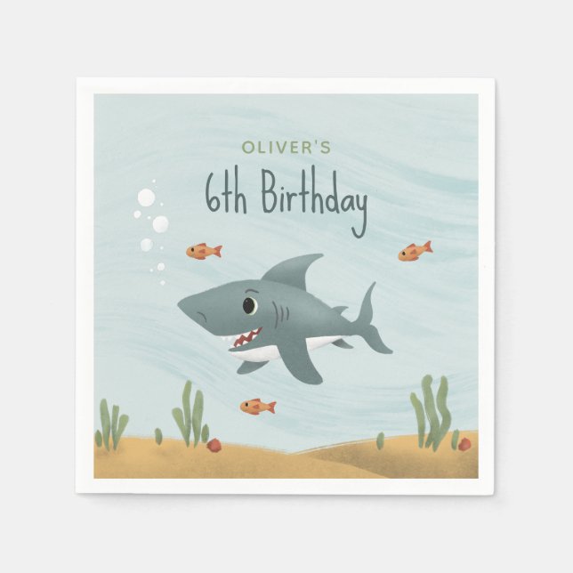 Jungen, die unter dem Kindergeburtstag der Seehech Serviette (Vorderseite)