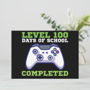 Jungen Level 100 Schultage absolviert  Einladung