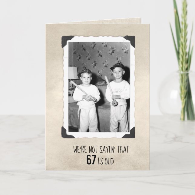 Jungen mit Baseballschlägern 67. Geburtstag Karte (Vorderseite)