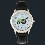Jungen Niedlicher grüner Zuchttraktor mit Namen Ki Armbanduhr<br><div class="desc">Diese niedliche Kinderuhr verfügt über einen grünen Traktor-Cartoon auf blau mit klaren Zahlen und kann mit dem Namen Ihres Jungen personalisiert werden. Ideal für eine Farm und Traktorfreunde Kinderuhr! Karo in unserem Shop für andere niedliche Designs.</div>