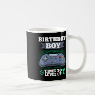 Jungenzeit, um Videospiel-Themenparty-Gamer zu ver Kaffeetasse