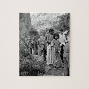 Junges Sathya Sai Baba auf Puzzlespiel