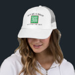 Junggeselinnen-Abschied QR für Rosa und Grüne Brau Truckerkappe<br><div class="desc">Eine viel sicherere Möglichkeit,  Fremde,  Freunde oder Familienmitglieder lassen,  kaufen die Braut zu einem Drink in ihrer Jungfrau-Rette-Nacht,  dieser niedliche Lastwagen mit bearbeitbarem Text und einem scannbaren QR-Code-Set mit einer benutzerdefinierten Zahlungsoption. Ein prächtiger Rahmen in Rosa und Grün ist ein auffälliges und lustiges Extra für die Nachtfeste eines Mädchens.</div>