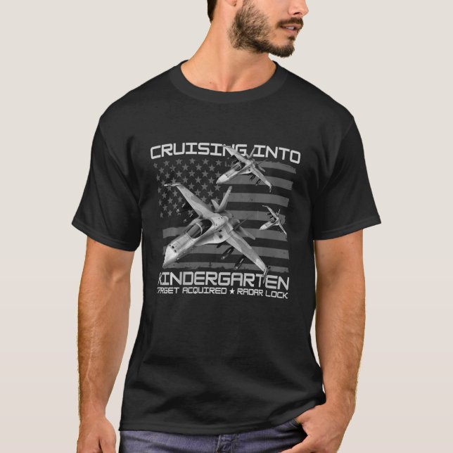 Jungs kämpfen zurück zu den Kampfjets in der Schul T-Shirt (Vorderseite)