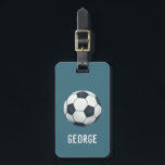 Jungs Niedlich Blue Football Sports Kinder Gepäckanhänger<br><div class="desc">Dieses niedliche und moderne Gepäckanhänger mit einem sportlichen Design,  mit Fußball,  Tennisschläger und Basketball. Der Tag kann mit dem Namen und den Kontaktdaten Ihrer Jungs personalisiert werden. Das perfekte blaue Sportgeschenk für den ersten Ausflug Ihres Babys,  Kleinkindes oder Kindes. Karo in unserer Kollektion für den passenden Reisepass.</div>