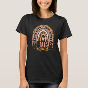 Jungs vor dem Kinderzimmer Squad Team Teacher Girl T-Shirt