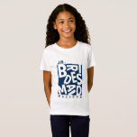 Junior Jr. Bridesmaid, Hochzeitsfeier, Navy Blue T-Shirt<br><div class="desc">Moderne Hochzeit Junior Jr. Bridesmaid Shirt,  Navy Blue Typografie T - Shirt. Ein perfektes Geschenk für Ihre Hochzeitsfeier-Mitglieder.</div>