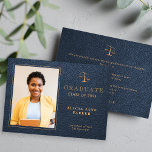 Juristische Schule Abschluss Jahr Marine Foto Ankü<br><div class="desc">Moderne elegante Luxus Marineblau Leder-Look und Goldlaw School Abschluss Ankündigung Karte Vorlage mit Ihrem individuellen Foto und Text.            Einfach auf beiden Seiten personalisieren!</div>
