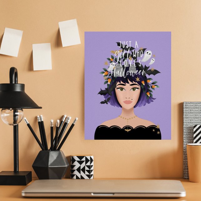 Just A Girl Who Love Halloween Costume Beauty Post Poster (Von Creator hochgeladen)