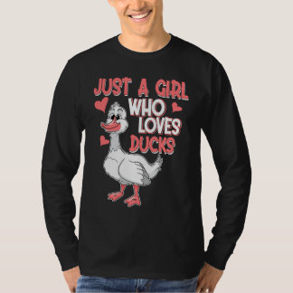 Just a Girl who loves Ducks Harvest Farming Barn C T-Shirt