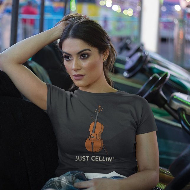 Just Cellin Niedlich Cellist Musician Birthday Mam T-Shirt (Von Creator hochgeladen)