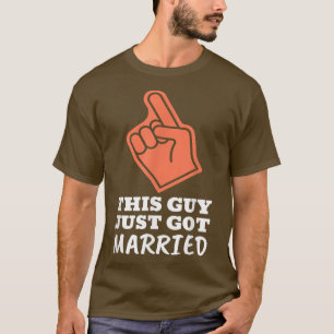 Just Got Married Hitched Newlywed Husband Groom Gi T-Shirt