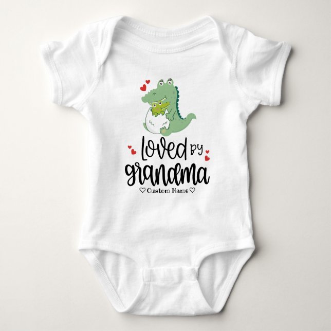 Just Hatched Green Dinosaurier - Love by Oma Baby Strampler (Vorderseite)