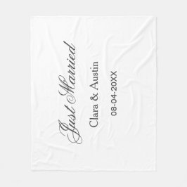 Just Married add couple name date year wedding sim Fleecedecke