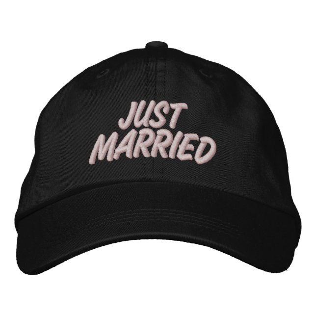 Just Married Bestickte Baseballkappe (Vorderseite)