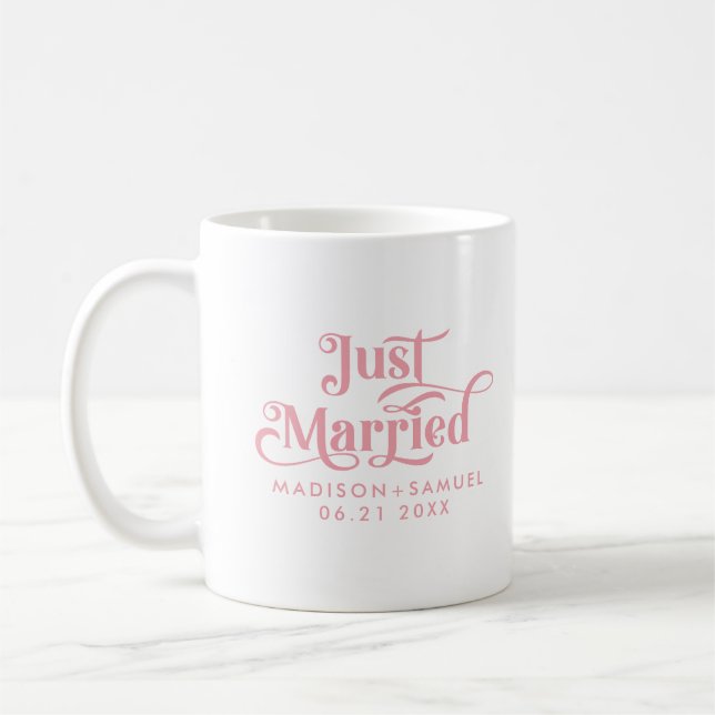 Just Married Elegant Rosa Typografie Kaffeetasse (Links)