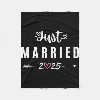 Just Married Est 2025 Flitterwochen Hochzeitspaare Fleecedecke