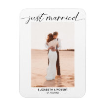 Just Married Modern Script Foto Minimal Wedding A