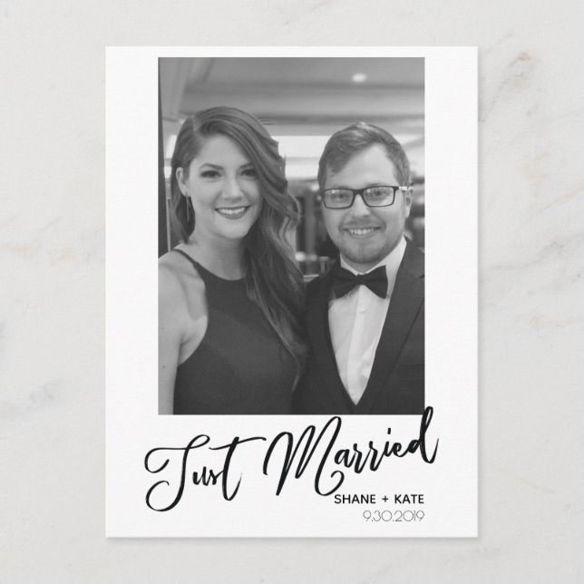 Just Married Modern Wedding Announcement Foto Postkarte (Vorderseite)