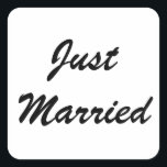 Just Married Newlyweds Custom Script Text Wedding Quadratischer Aufkleber<br><div class="desc">Einfach und cool in Schwarz,  perfekt für Hochzeiten! Sie können den Text ändern und auch die Farben & Schriftart ändern!</div>