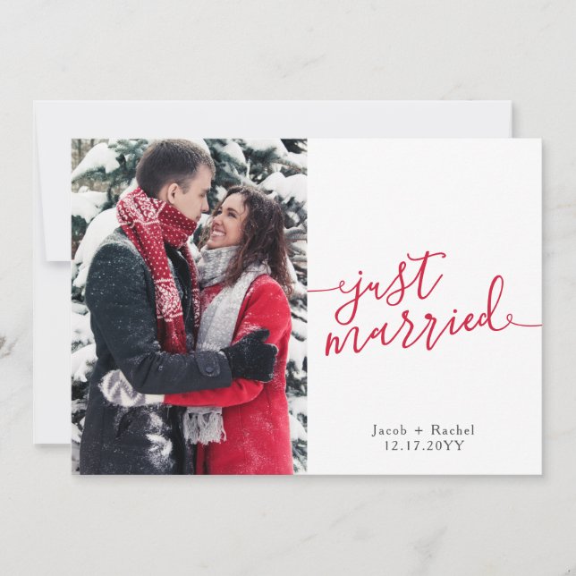 Just Married Red Script Foto Weihnachten Hochzeit Ankündigung (Vorderseite)
