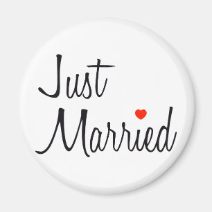 Just Married (Skript mit rotem Herzen) Magnet
