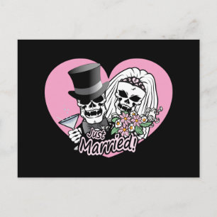 Just Married Skulls Ankündigungspostkarte