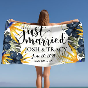 Just Married Tropical Newlyweds Personalisierte Ge Strandtuch