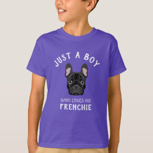 Juste un garçon qui aime son T-shirt Frenchie