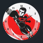 Justizielle Liga | Superman Flying Noir Pop Art Große Wanduhr<br><div class="desc">Karo aus diesem Pop Art Richter League's Superman zeichne,  während er durch die Luft fliegt. Dieser Schwarz-Weiß-zeichn wird durch seinen hellroten Kap und das rote S-Schild-Logo auf seiner Brust ausgeglichen.</div>