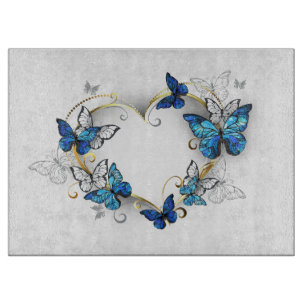 Juwelenherz mit Schmetterlingen Morpho Schneidebrett