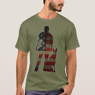 K9 Handler mit Polizeifahne T-Shirt