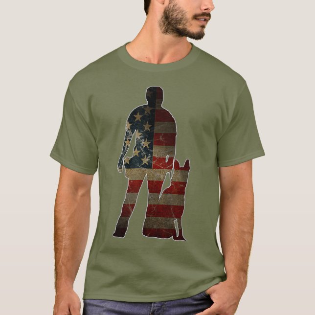 K9 Handler mit Polizeifahne T-Shirt (Vorderseite)