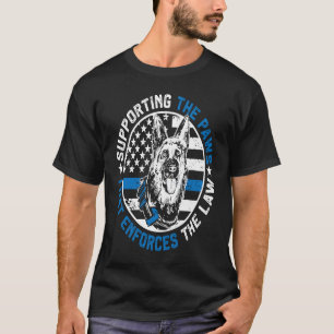 K9 Polizeihund, der den Polizeibeamten K9 unterstü T-Shirt