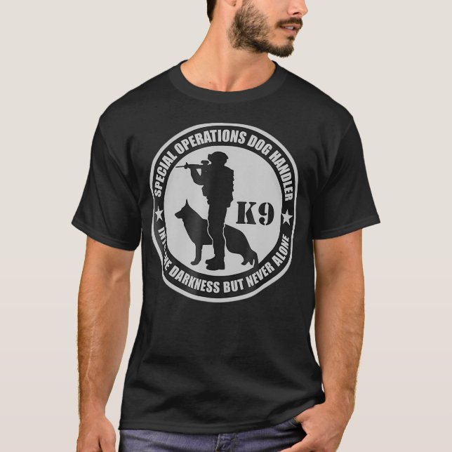 K9   Spezialbetrieb Dog Handler T-Shirt (Vorderseite)