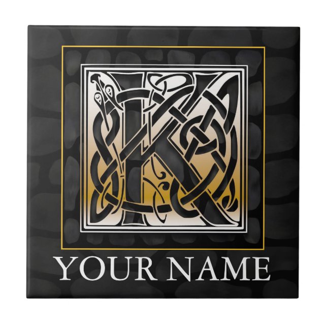 K "Ihr Name" keltische Monogramm-Tile aus schwarze Fliese (Vorderseite)