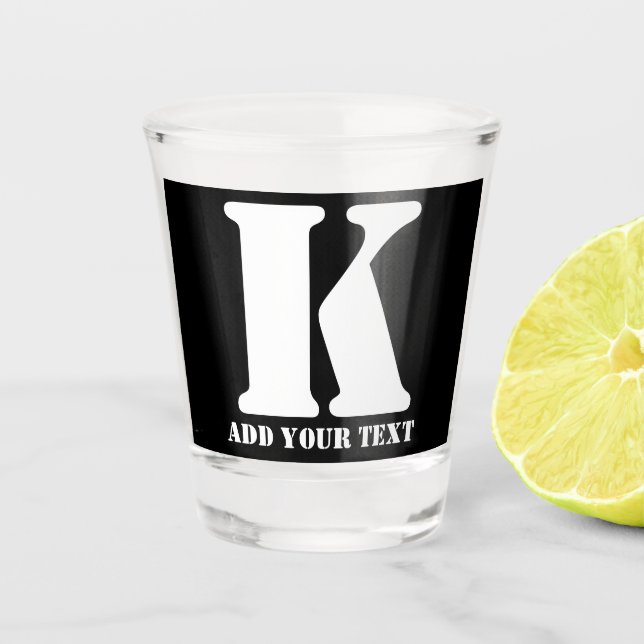 K Monogram Classic Trendy Custom Wedding Templa Schnapsglas (Vorderseite)
