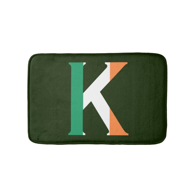 K Monogram überlagert sich auf irischer Flagge Badematte (Vorderseite)