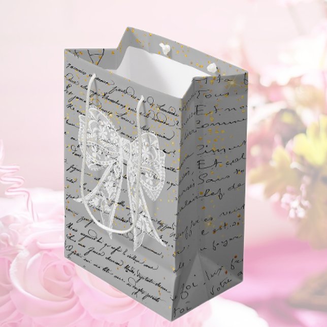 Kacey Bow Medium Geschenktasche Mittlere Geschenktüte (Von Creator hochgeladen)