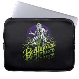 Käfer   Sitzen auf einem Grabstein Laptopschutzhülle