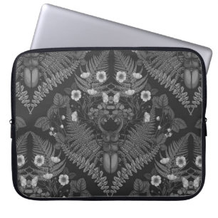 Käfer und Farne, schwarz-weiß Laptopschutzhülle