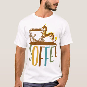 Kaffee & Drachen – Süße Fantasy-Drachen-Trinkbar T-Shirt